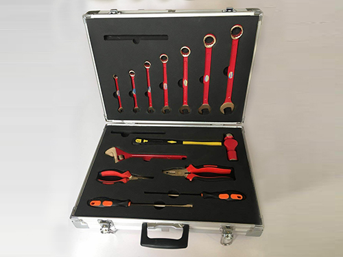 13件組合工具箱